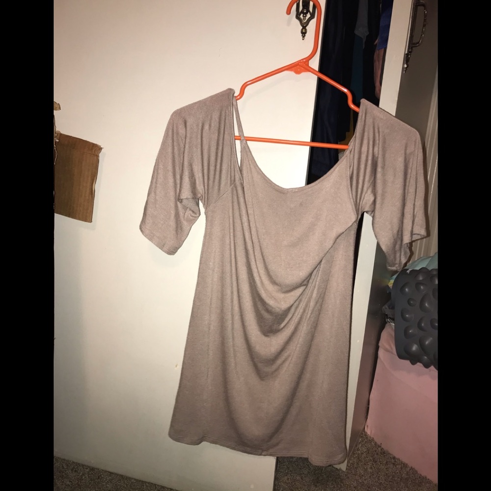 Blouses - Picture 2 of 2